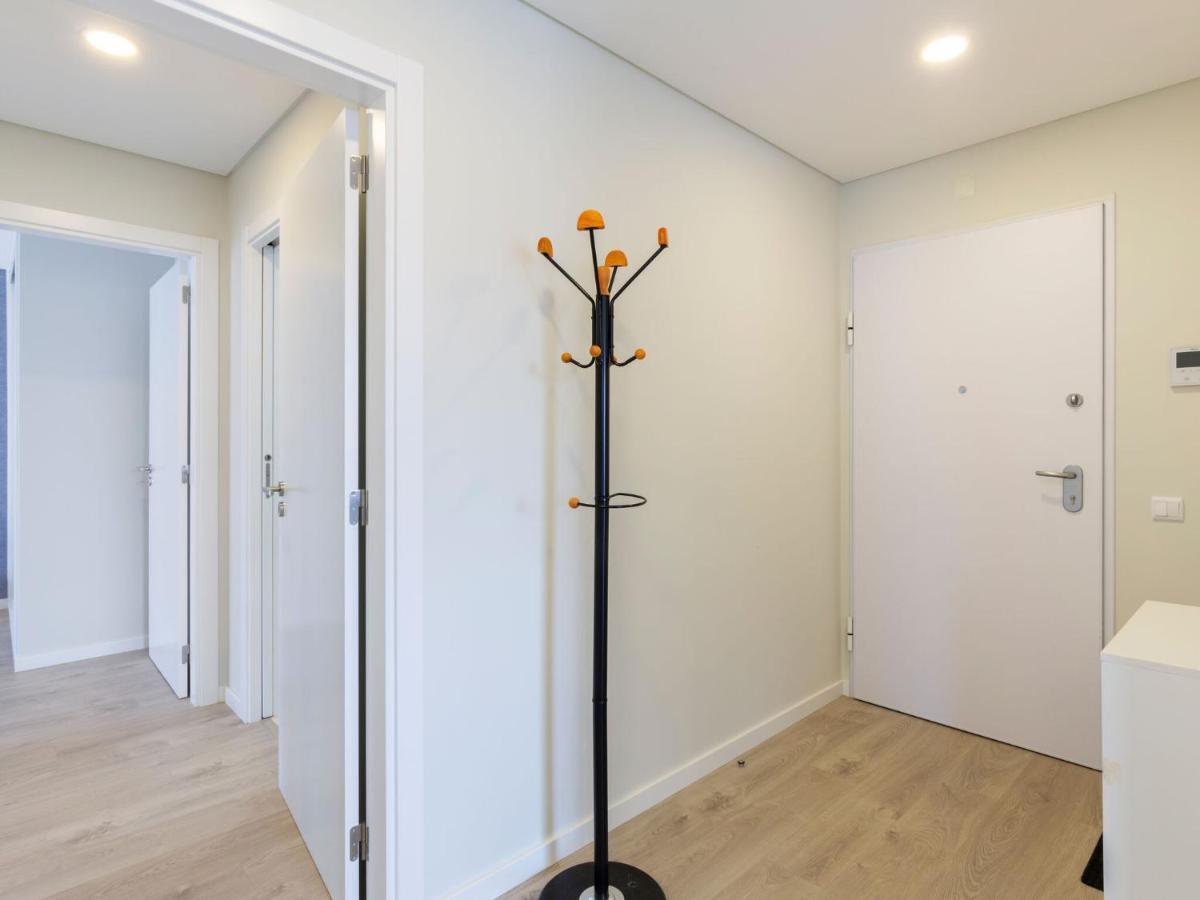 סאו מרטיניו דו פורטו Beautiful Apartment In S O Martinho Do Porto With Balcony מראה חיצוני תמונה