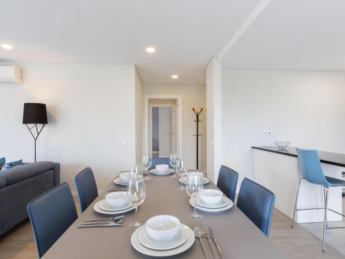 סאו מרטיניו דו פורטו Beautiful Apartment In S O Martinho Do Porto With Balcony מראה חיצוני תמונה
