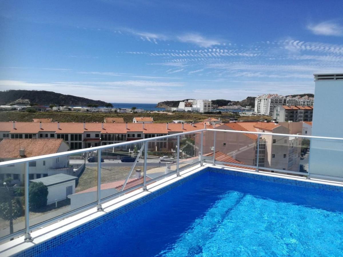סאו מרטיניו דו פורטו Beautiful Apartment In S O Martinho Do Porto With Balcony מראה חיצוני תמונה