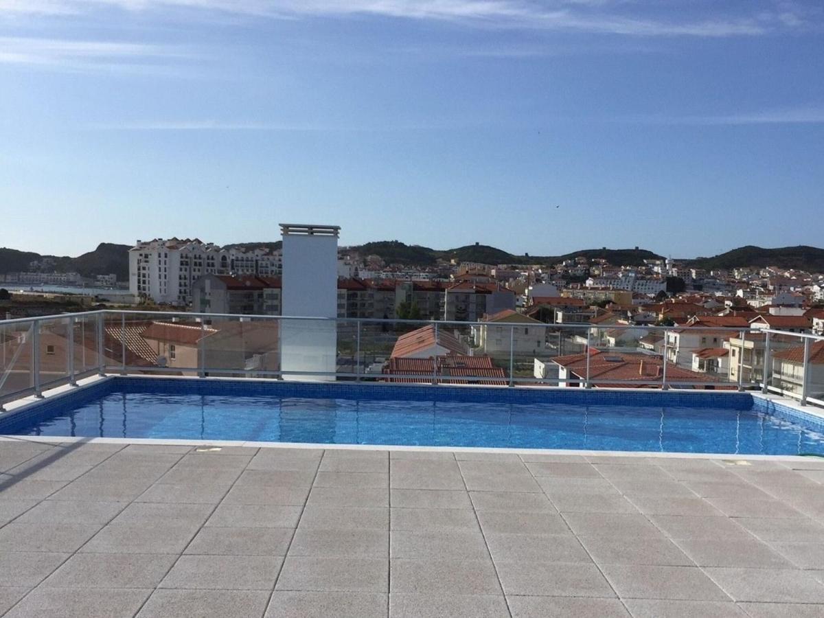 סאו מרטיניו דו פורטו Beautiful Apartment In S O Martinho Do Porto With Balcony מראה חיצוני תמונה
